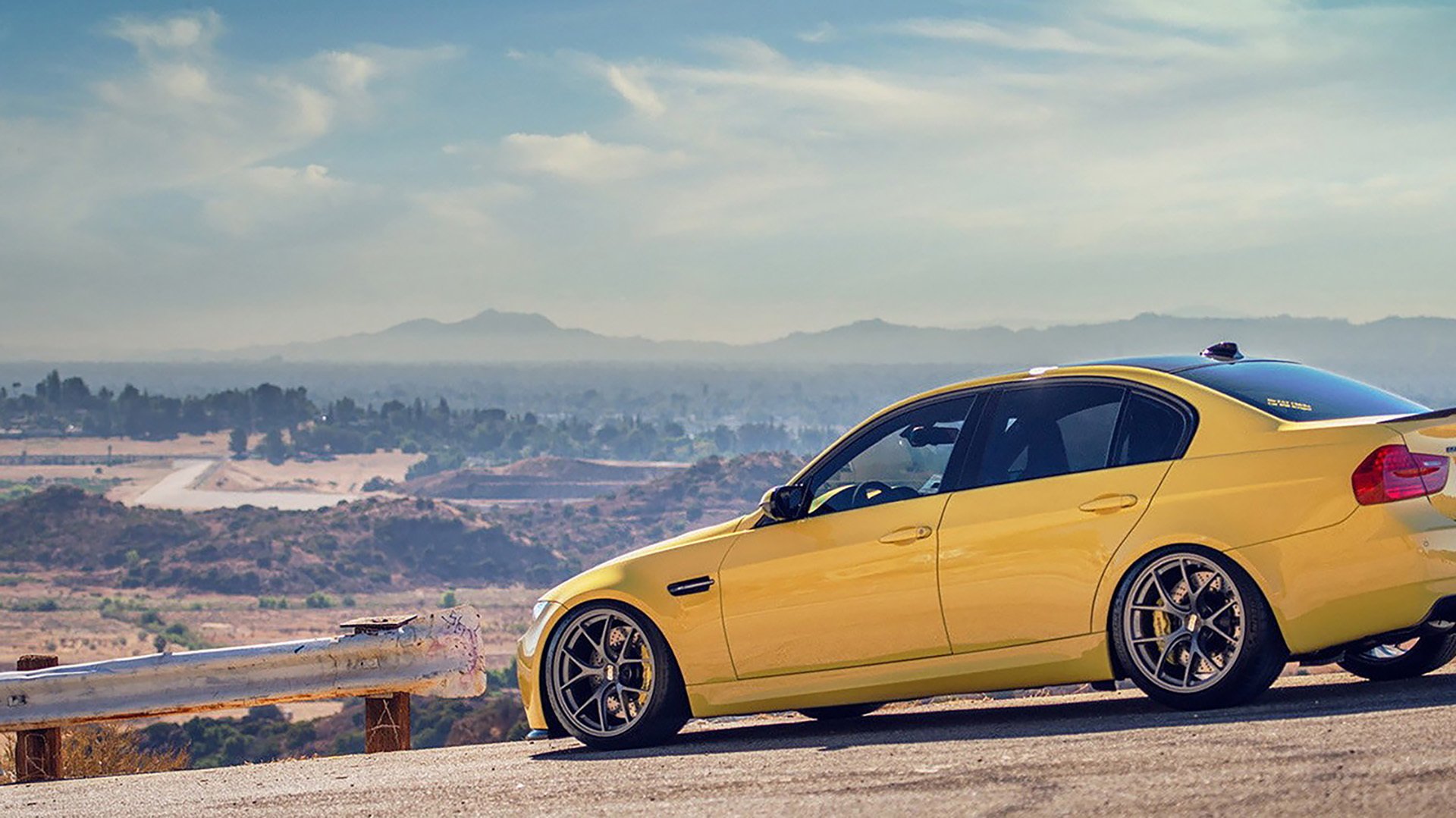 足球场馆维修整治行动保障赛事顺利举行,足球场后期维护方案